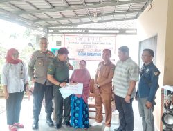 Pembagian Bantuan BLT-DD Triwulan Kedua Tahun 2024 kepada 32 KPM Desa Babatan