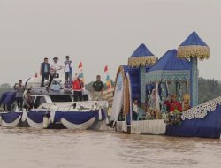 Gubernur Jambi Al Haris: Parade Perahu Hias Lestarikan Tradisi Nenek Moyang Dahulu
