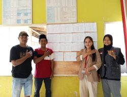 PPS Se-Kecamatan Katibung Lakukan Penempelan DPS Secara Serentak
