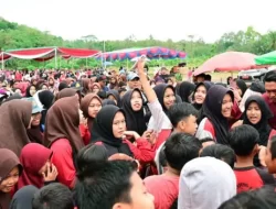 Ribuan Masyarakat dan Pelajar di Kecamatan Katibung Antusias Ikuti Jalan Sehat Wisata Gembira