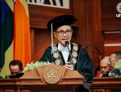 Sidang Dies Natalis ke-70, Ketua Senat Akademik UNAIR Dorong Pengembangan Berkelanjutan