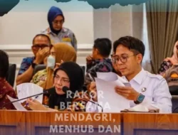 Bahas Kesiapan Mudik di Lampung, Bupati Egi Rakor Bersama Mendagri dan Menhub di Kantor Gubernur