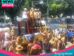 KADES “KEPUNG” ISTANA, TUNTUT PMK 81 DICABUT: DESA MENJERIT, PEMBANGUNAN TERANCAM MANDEK