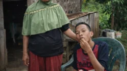 Nenek Ati dan Cucu Disabilitas Bertahan Hidup di Rumah Kumuh di Dusun 1 Kaliasin