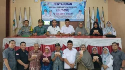 BLT Dana Desa Tanjung Agung Disalurkan kepada 11 KPM