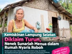 Kemiskinan Lampung Selatan Diklaim Turun, Nenek Sunariah Menua dalam Rumah Nyaris Roboh